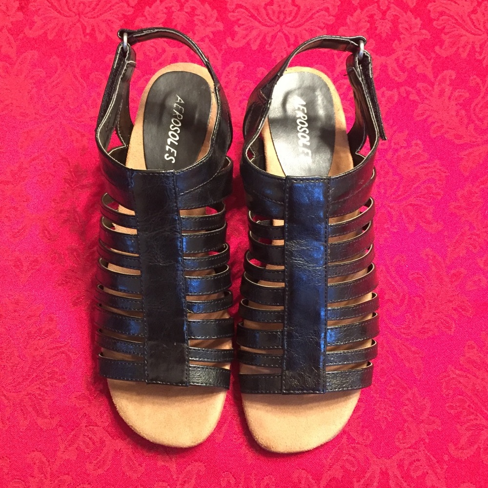 Aerosoles wedge heel sandals